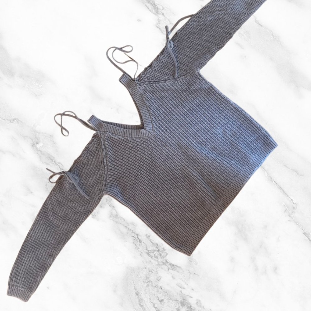 Sweater with tie shoulder womens SIZE MEDIUM
